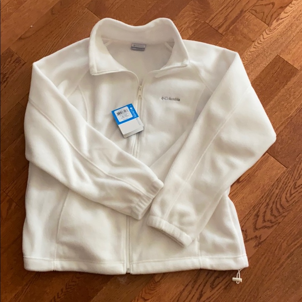 Columbia Sweatshirt.